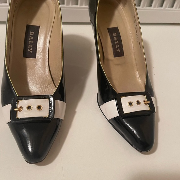 Bally Italian patent leather shoes , gorgeous design - Picture 2 of 9